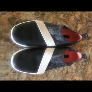 Olukai “Miki” slip on sneaker